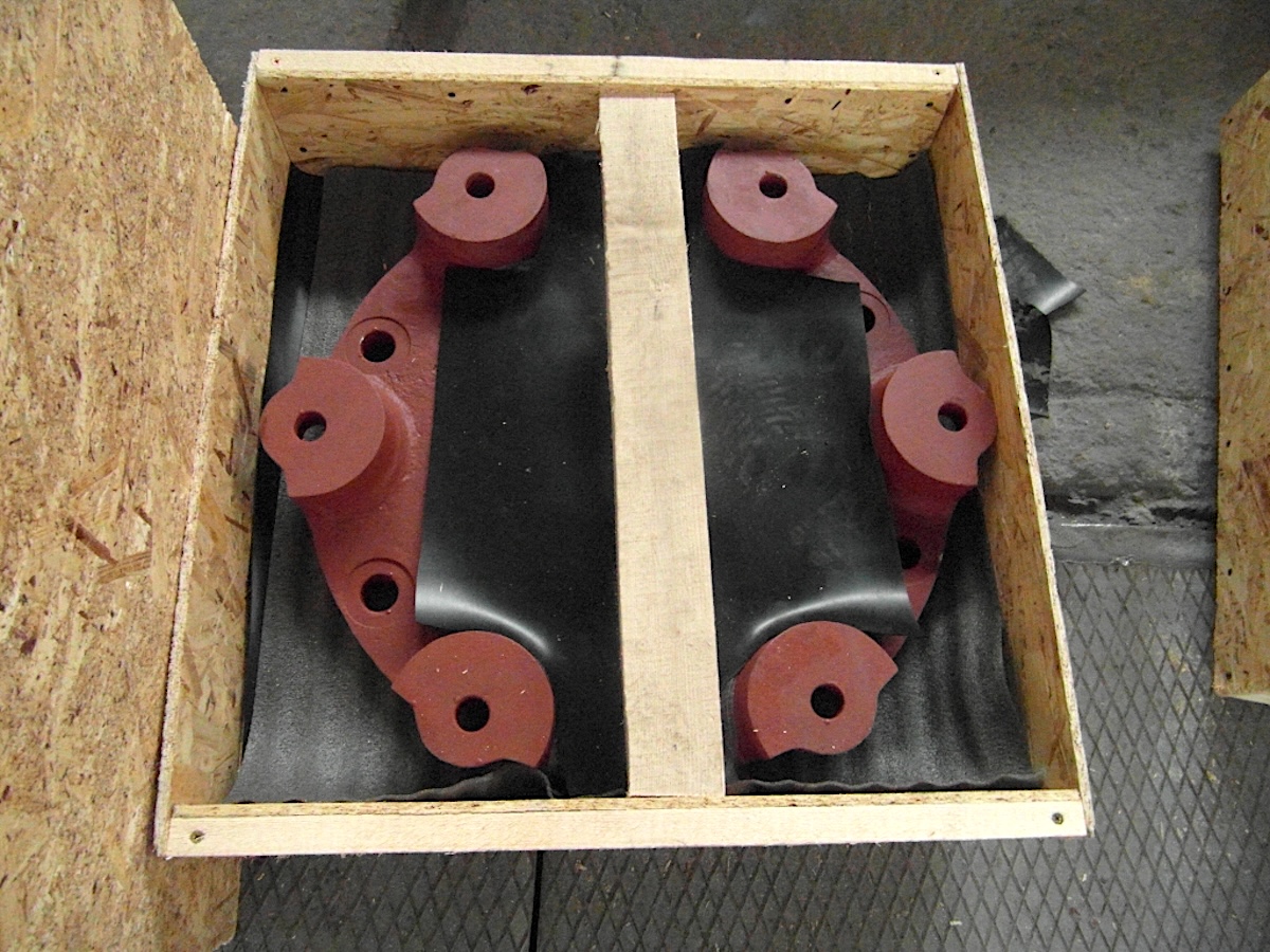 IPP stocks used glass-lined agitators in various styles and lengths, ready to serve demanding chemical, food-grade, and pharmaceutical applications.