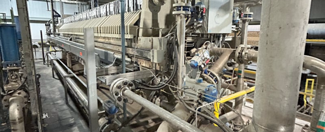 Jako największy na świecie sprzedawca używanych instalacji procesowych i sprzętu, IPP dostarcza certyfikowane, ekonomiczne systemy chemiczne klientom na całym świecie.