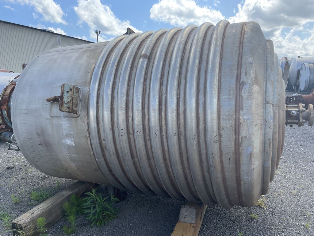 stainless steel reactor Used stainless steel reactor sourcing gets easier when units are in stock, cutting lead time and keeping batch campaigns on schedule.